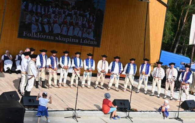 Jubilujúci Lúčan spojil generácie folkloristov