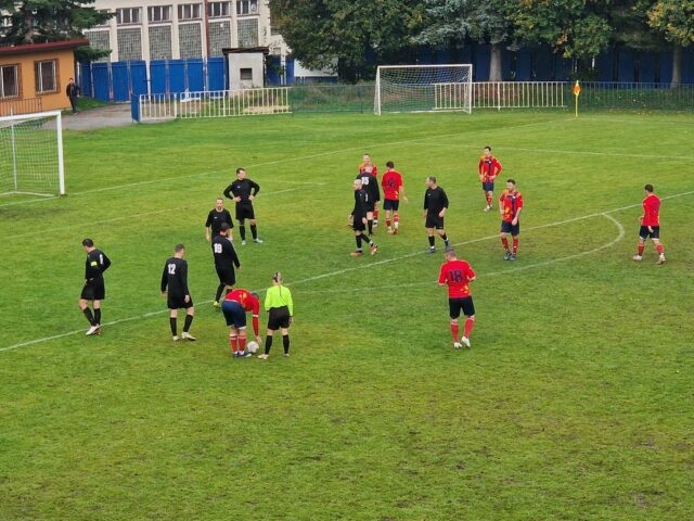 Pokračovali regionálne futbalové súťaže